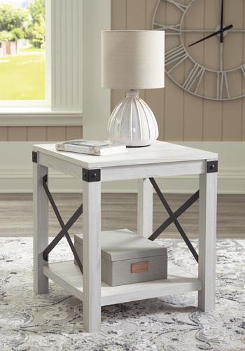 Bayflynn End Table