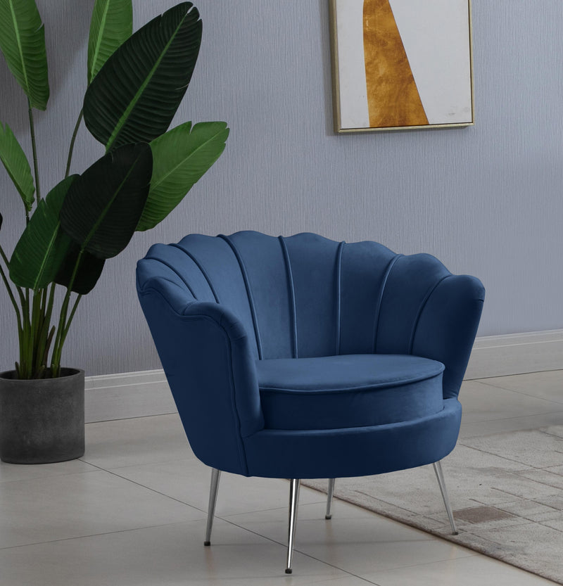 Gardenia Navy Velvet Chair